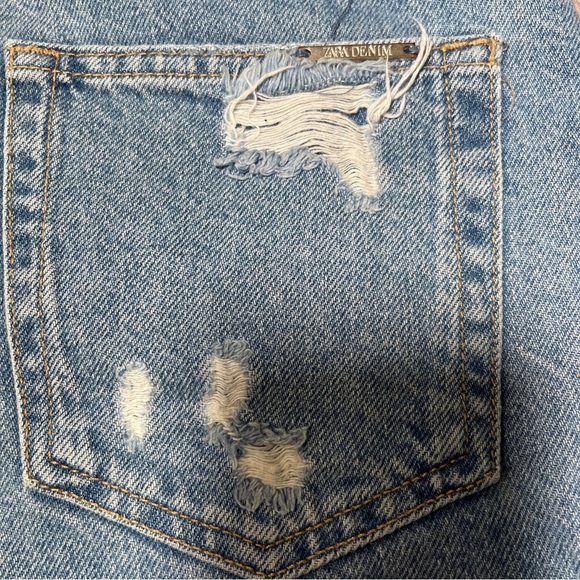 ZARA Denim shorts distressed Size: 4 - Picture 6 of 7
